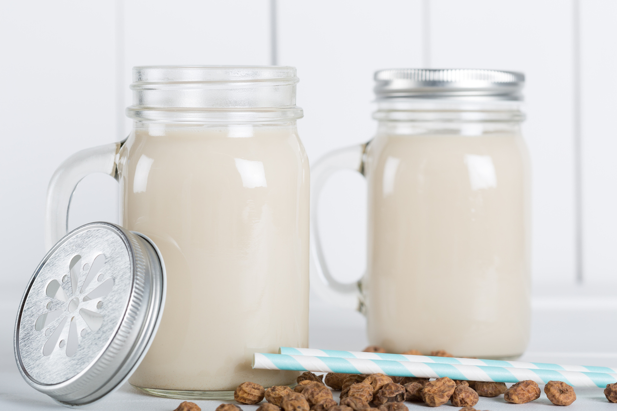 Horchata Milk And How To Make It At Home (Super Easy!)